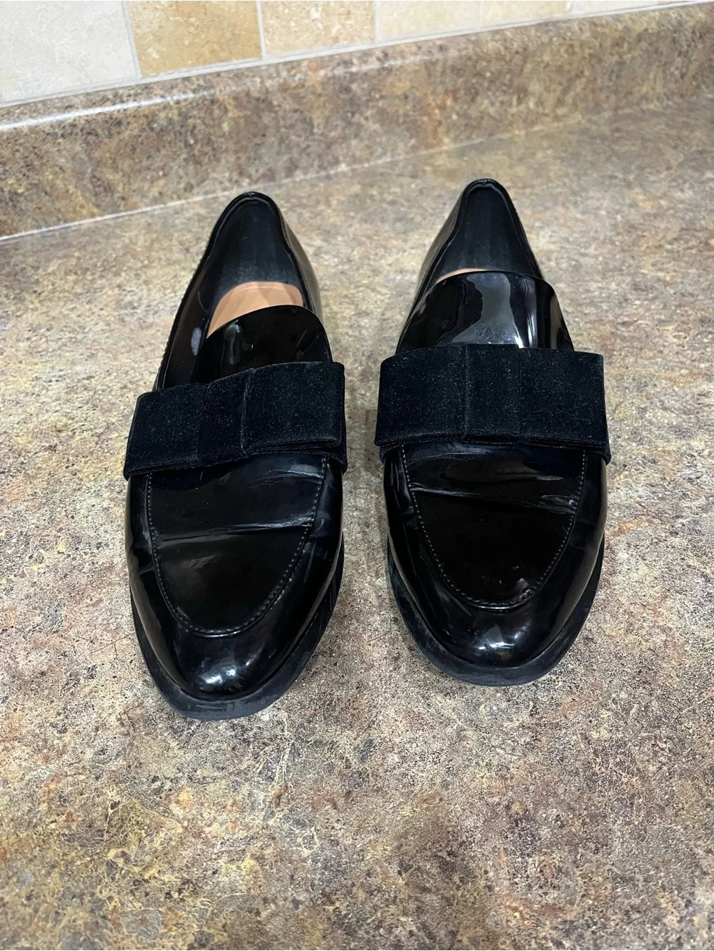 ZARA Trafaluc Black Patent Velvet Bow Loafers EU 41 US 10 Y2K Preppy Wedding
